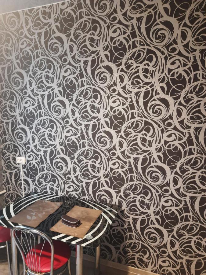 Zaporizhia Apartment 2 Bed Rooms Near Aristokrat المظهر الخارجي الصورة
